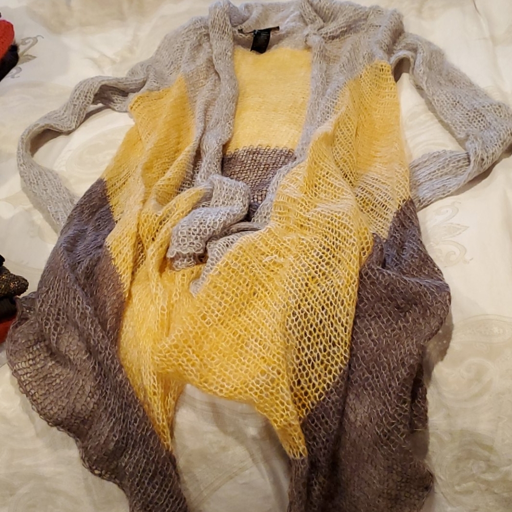 Sweater - Picture 2 of 2
